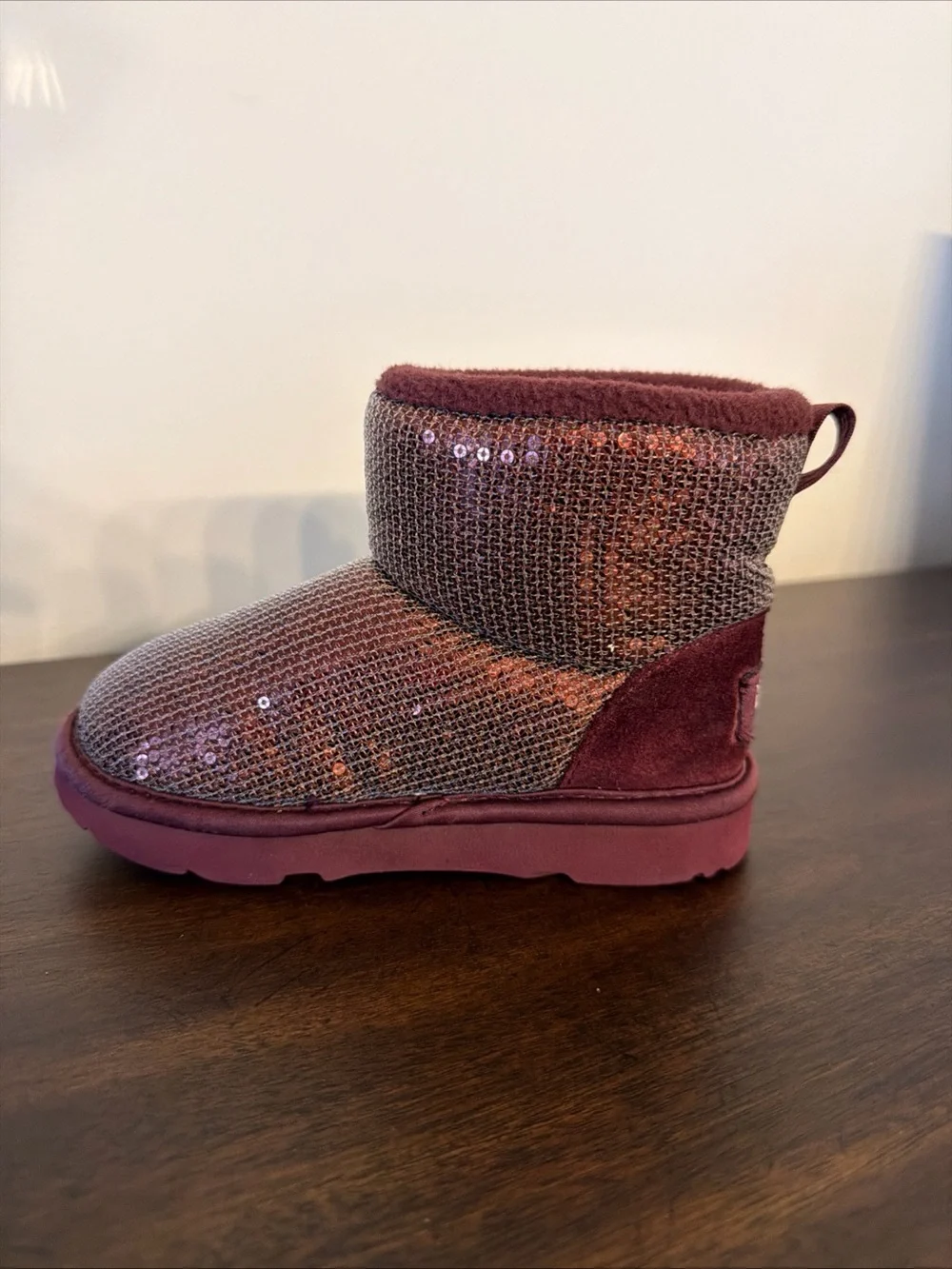 UGG Kids Mini Mirror Ball Boot - Burgundy Sequin - Size 10